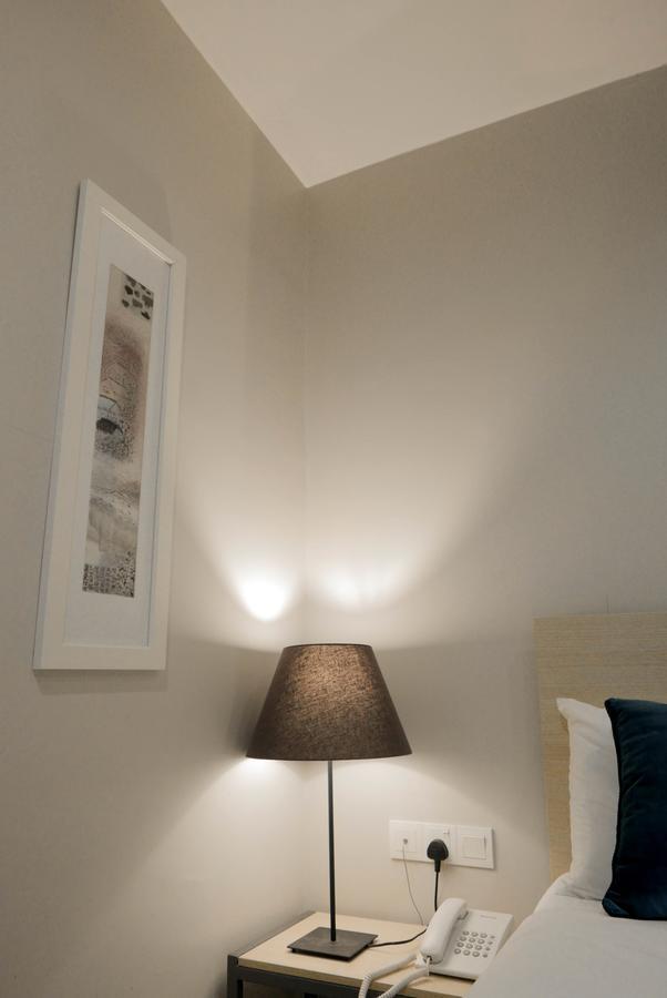 Country Inn Kulai Eksteriør bilde